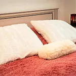 Black Diamond Apartament