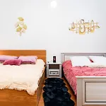 Black Diamond Apartament *