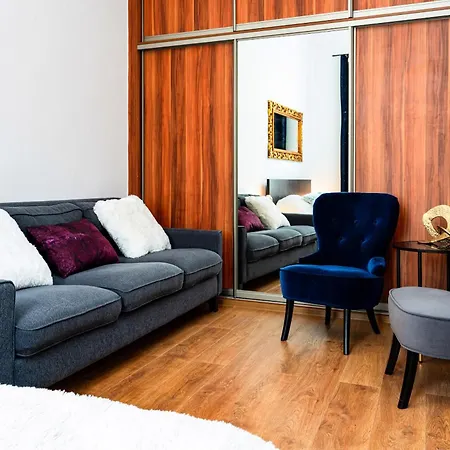 Black Diamond Apartment Prague