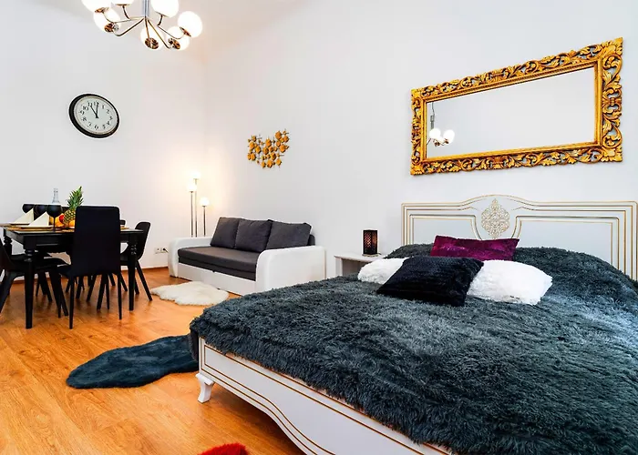 Апартаменты Black Diamond *